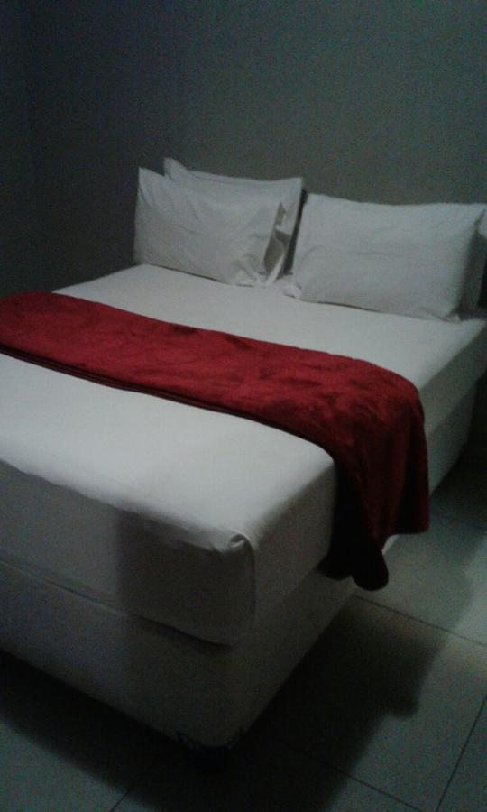 Central Lodge Hotels โจฮันเนสเบิร์ก ภายนอก รูปภาพ