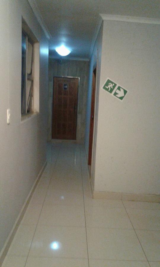 Central Lodge Hotels โจฮันเนสเบิร์ก ภายนอก รูปภาพ