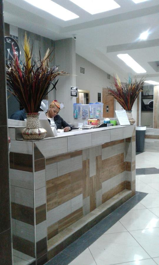 Central Lodge Hotels โจฮันเนสเบิร์ก ภายนอก รูปภาพ